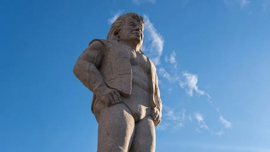 Monumento al luchador Perro Aguayo 